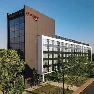 3* Отель Hampton By Hilton Reduta